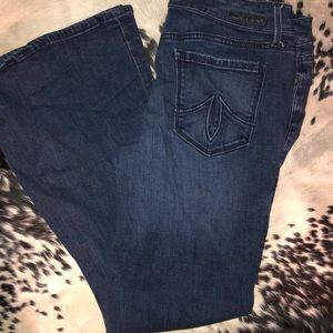 Level 99 Dahlia flare